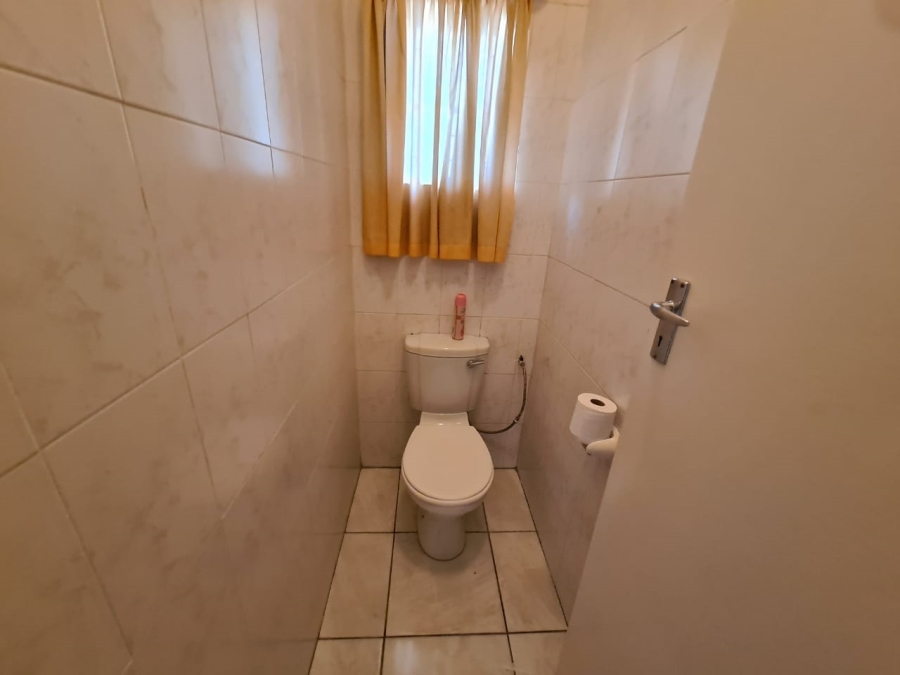 To Let 3 Bedroom Property for Rent in Hospitaalheuwel Free State